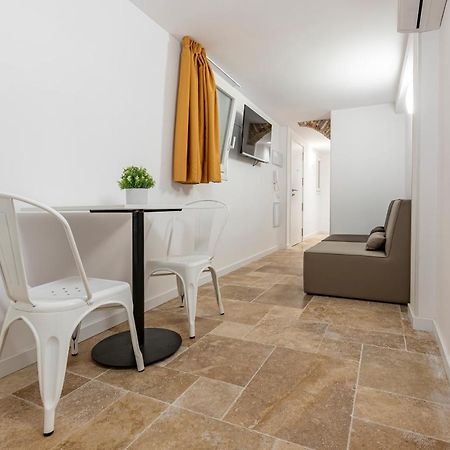 Apartamento Bajo Interior Sin Ventana En Barri Port Maritim Tarragona Exterior foto
