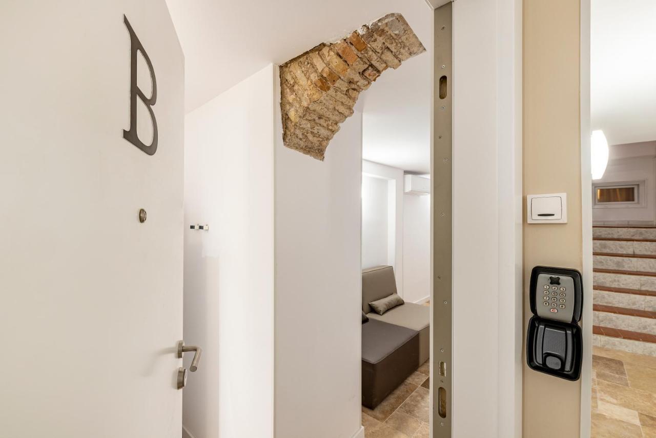 Apartamento Bajo Interior Sin Ventana En Barri Port Maritim Tarragona Exterior foto